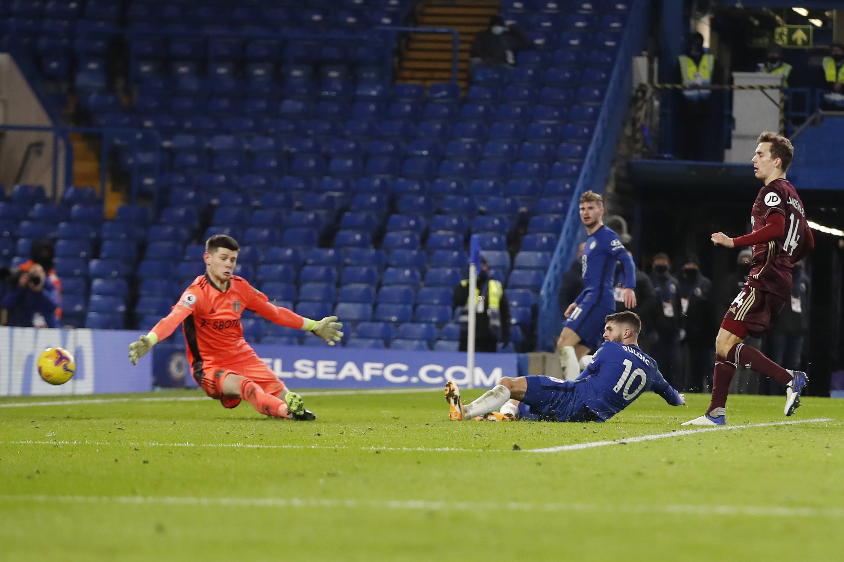 规赛对阵某 规赛对阵某