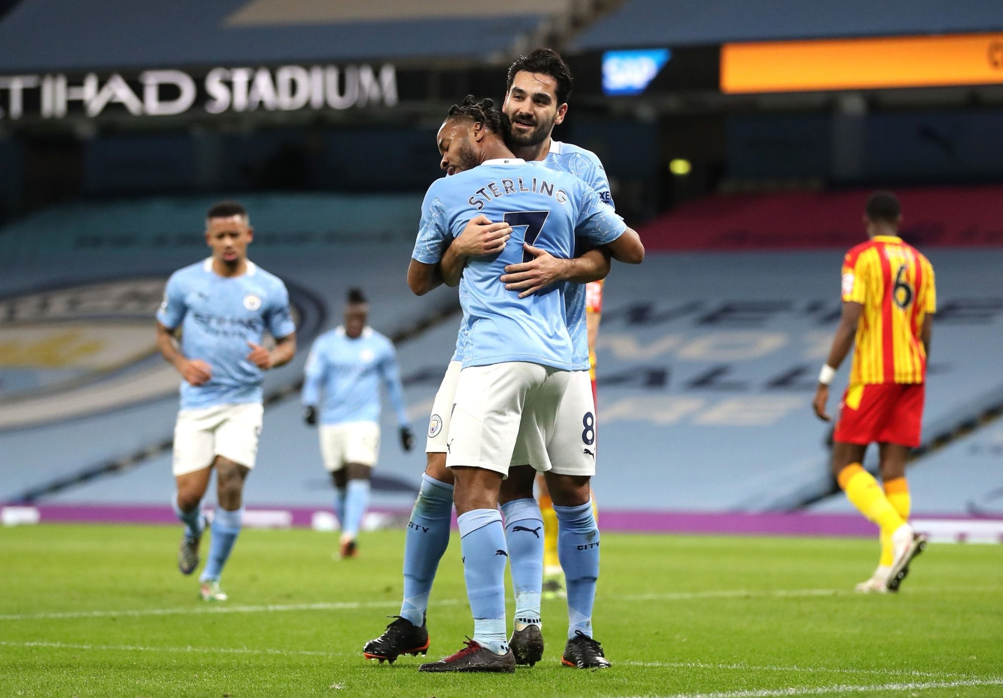 也是一次在 也是一次在